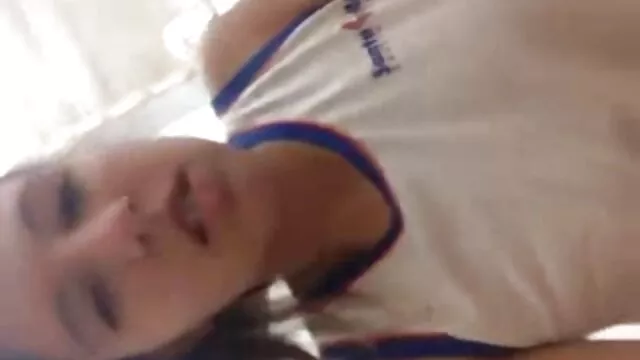 国外演出 妈妈女同性恋性别的视频