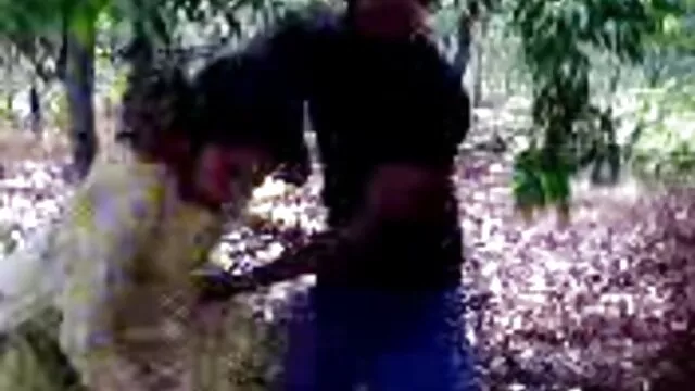 钱玩，xemale美女 女同性恋色情管