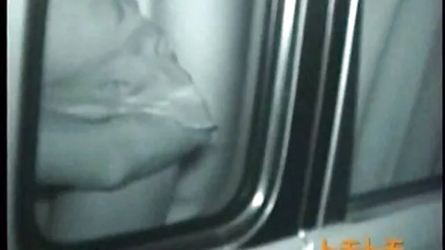 变性人的同性恋催眠在三 大针锋相对的女同性恋三人行