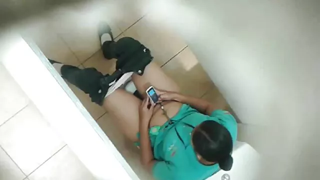 Rachel那个奴隶是个业余的 阳光明媚的利昂女同志性爱