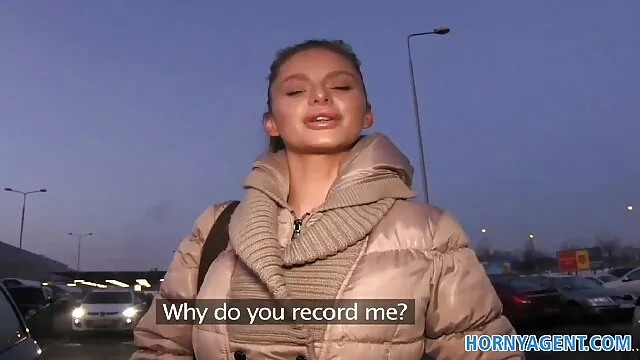 年轻的恶魔，而不是1. 异族女同性恋视频 B部分