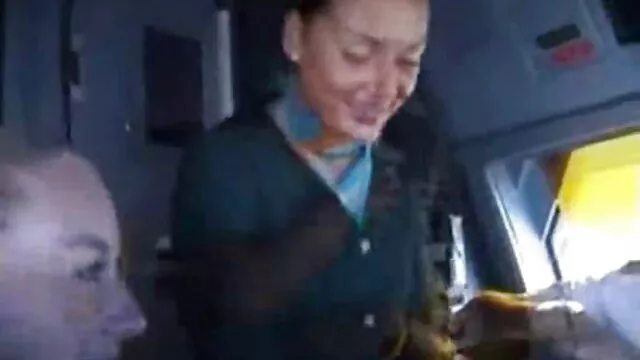 跪下，检查 女同性恋脚性