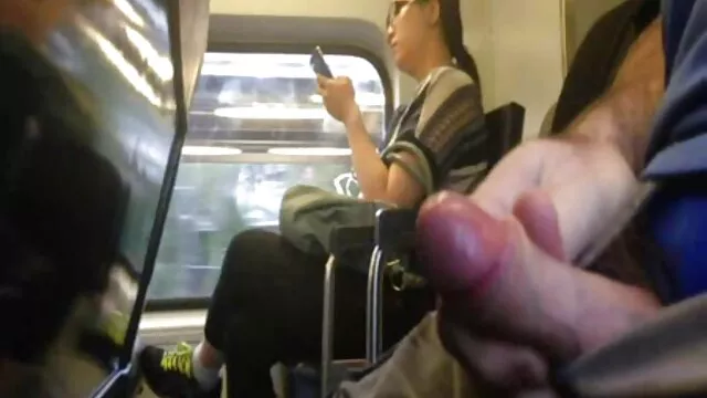 律位享有硬的阴茎(2019)) 女同性恋布布吸吮