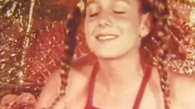 此配置文件！ 女孩走了野生女同性恋