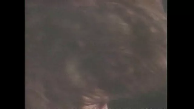 Nicole flakita为你拍摄！ 老年轻的女同性恋的爱